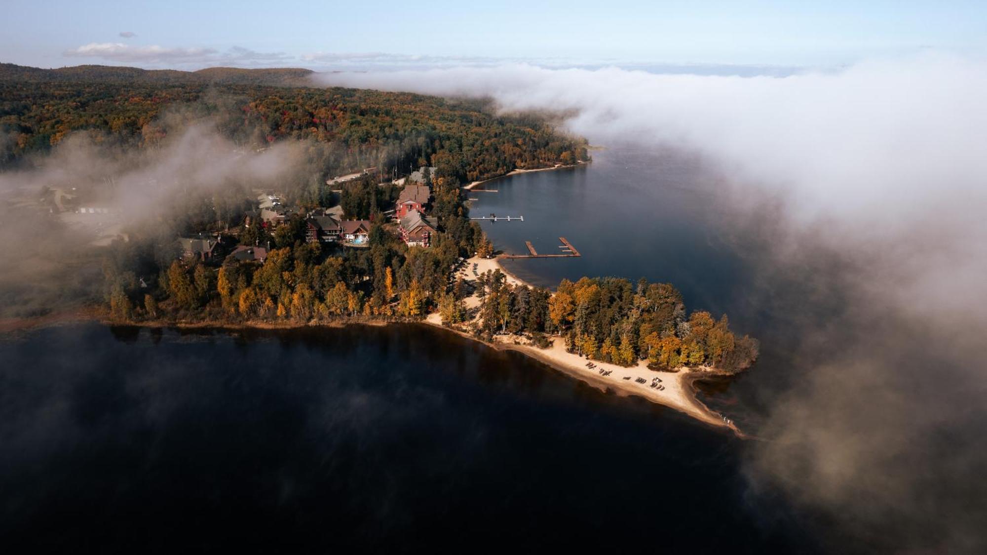 Auberge Du Lac Taureau Сен-Мишель-де-Сен Экстерьер фото